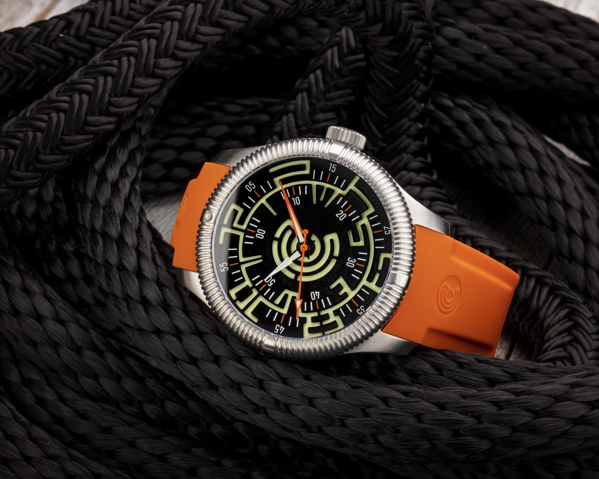 Lume Rush Diver v2 - Black