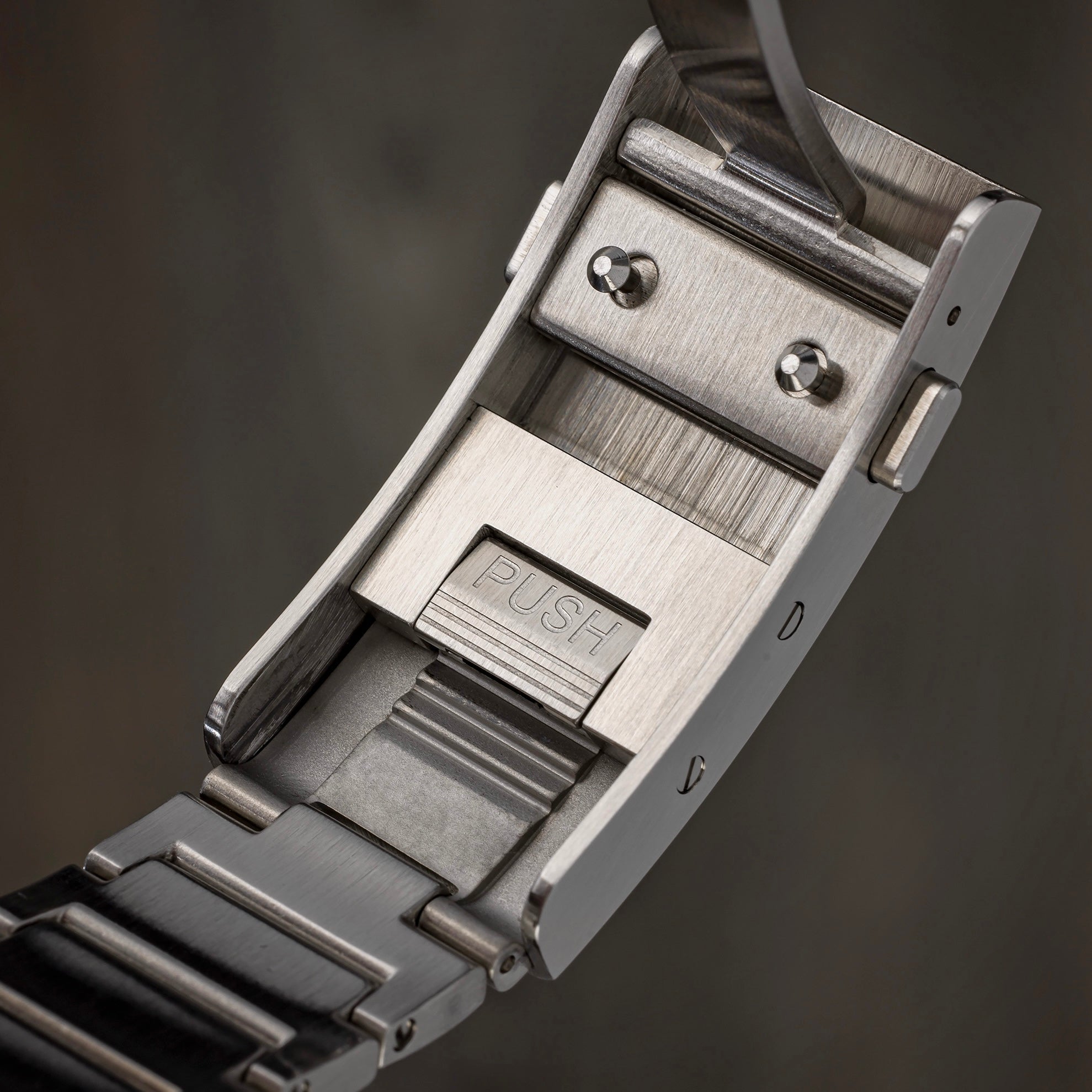 Ocean Crawler Bolt | Electric Reef — Lionfish | Limited Edition