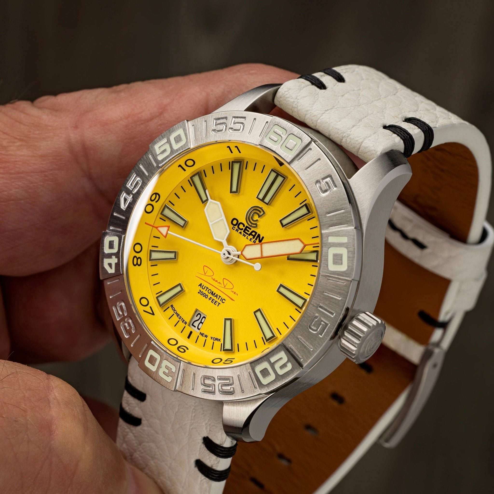 Dream Diver 2025 - Solar Shock Yellow